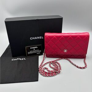 Chanel Fuschia Pink wallet on chain